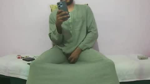 Snapshot of amir_elaraby chatting on October 28, 8:55 pm Amir online show from October 28, 8:55 pm