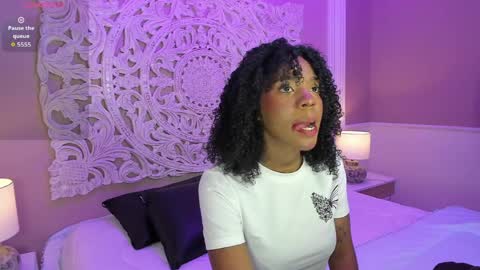 Snapshot of amirajones chatting on May 13, 8:38 pm amirajones online show from May 13, 8:38 pm