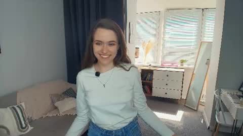 Emily online show from July 22, 9:56 am