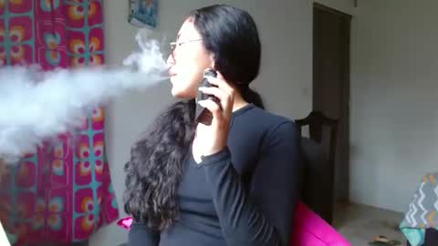 amitlu_ online show from January 28, 1:49 pm