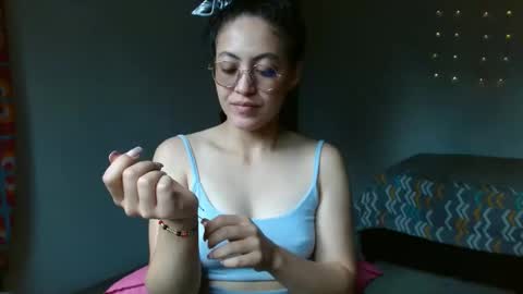 amitlu_ online show from February 1, 2:45 pm