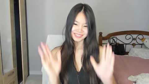 Snapshot of amiya_cute chatting on February 7, 2:21 pm Ami online show from February 7, 2:21 pm