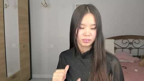 Snapshot of amiya_cute chatting on February 19, 4:25 pm Ami online show from February 19, 4:25 pm