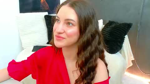 Snapshot of ammirra_a chatting on June 24, 4:22 am Amira online show from June 24, 4:22 am