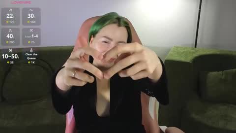 Snapshot of ammy_moris chatting on April 11, 2:16 am Ammy online show from April 11, 2:16 am