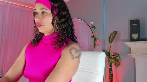 Snapshot of ammy_nova chatting on July 10, 9:17 pm Ammy Nova online show from July 10, 9:17 pm