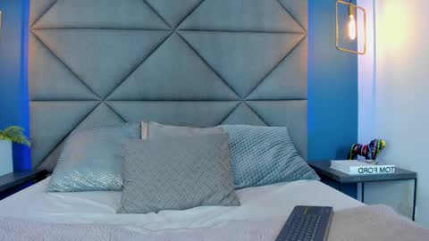 Snapshot of ammy_scoot chatting on February 21, 5:03 pm ammy_scoot online show from February 21, 5:03 pm