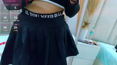    online show from December 15, 12:09 pm