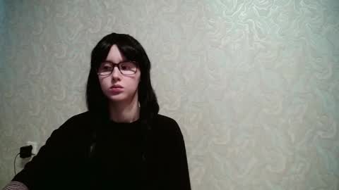 Amomira online show from September 19, 9:11 am