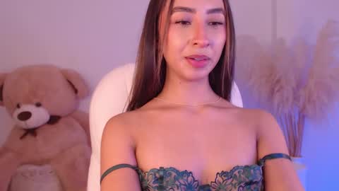 Sophi online show from November 29, 8:17 am