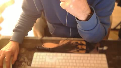 amslave4f online show from March 23, 12:42 pm