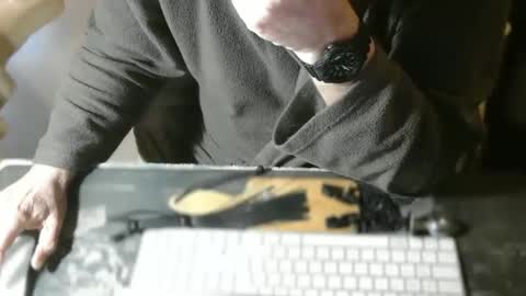 amslave4f online show from March 31, 7:42 am