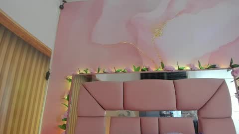 Snapshot of amy__rose__ chatting on May 16, 3:25 am amy__rose__ online show from May 16, 3:25 am