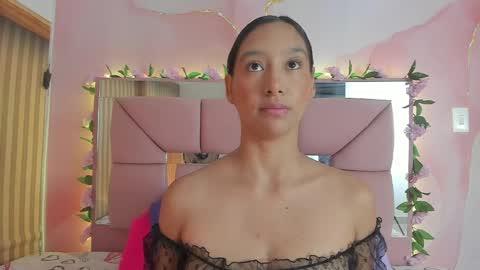 Snapshot of amy__rose__ chatting on May 22, 3:02 am amy__rose__ online show from May 22, 3:02 am