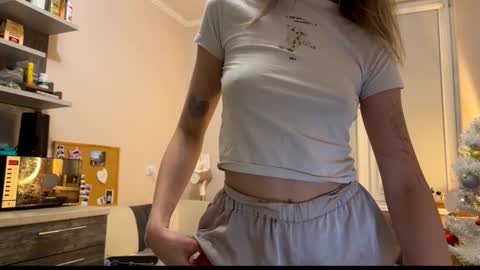 Amy Chill online show from January 8, 4:09 pm