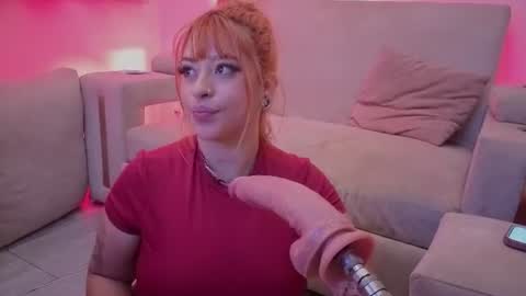 Little Slut Nicolee online show from June 27, 2:16 am
