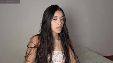 amy_nova01 online show from January 13, 10:37 pm