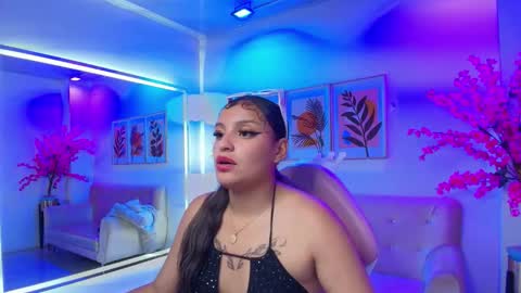 Snapshot of amy_whitney chatting on February 11, 3:55 am Amy online show from February 11, 3:55 am