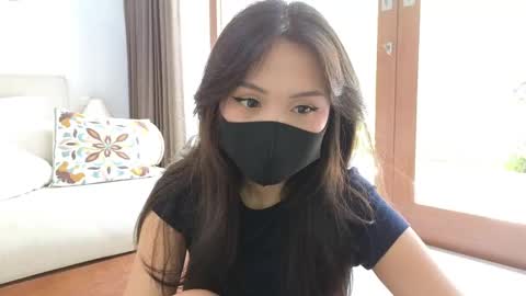 girl next door named Amy online show from February 27, 4:41 am