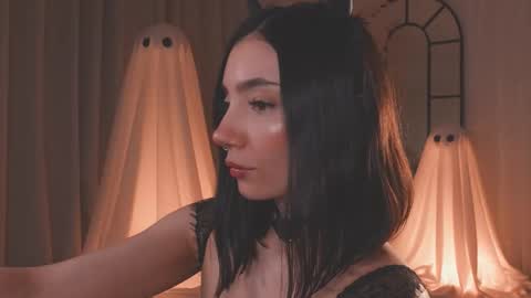 Amy Armstrong online show from October 12, 12:53 am