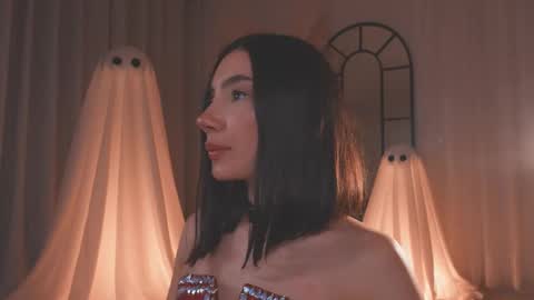 Amy Armstrong online show from October 14, 12:55 am