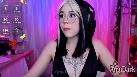 Amy online show from December 4, 12:58 pm
