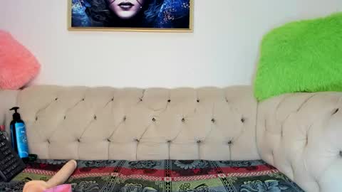 Snapshot of amydelahoz chatting on February 21, 7:01 am Amy Kamila online show from February 21, 7:01 am