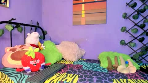 Snapshot of amydelahoz_8 chatting on October 27, 2:04 am Amy Kamila online show from October 27, 2:04 am