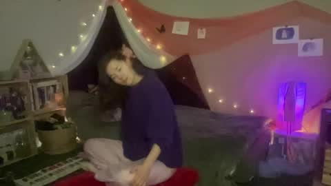 amydreamgirl online show from January 8, 7:34 am