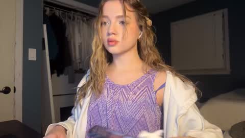 Amy online show from January 19, 4:38 am