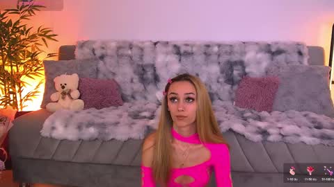amykentt online show from May 24, 4:34 pm