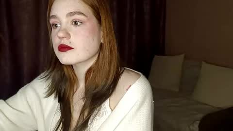 Snapshot of amymur_ chatting on June 7, 8:01 pm Amy online show from June 7, 8:01 pm