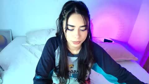 Amy ... Nice to meet u   thumb up me please its important online show from May 5, 9:23 pm