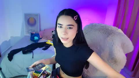 Amy ... Nice to meet u   thumb up me please its important online show from May 19, 1:56 am