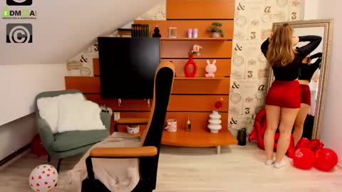 Snapshot of amyrossie chatting on March 10, 1:54 pm AmyRossie online show from March 10, 1:54 pm