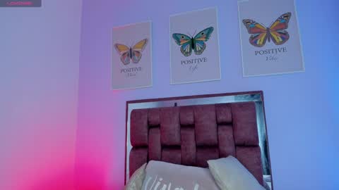 Amy online show from January 14, 9:41 pm