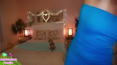  AmyValentine  online show from June 3, 6:05 am