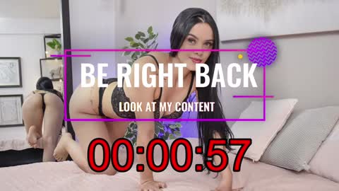 Snapshot of amyw0w chatting on December 2, 4:09 pm IG amyw0w online show from December 2, 4:09 pm