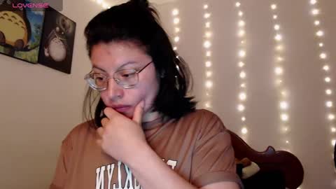 Snapshot of amywine7 chatting on February 27, 4:09 am Amy online show from February 27, 4:09 am