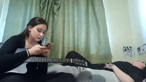 amywinks online show from April 15, 12:45 pm