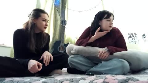 amywinks online show from April 16, 10:27 am