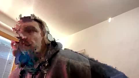 Snapshot of amyyrlikesdeep chatting on April 10, 6:18 am amyyrlikesdeep online show from April 10, 6:18 am