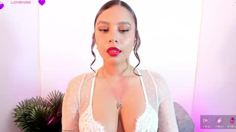 Snapshot of ana__victoria chatting on May 24, 8:14 pm Ana online show from May 24, 8:14 pm