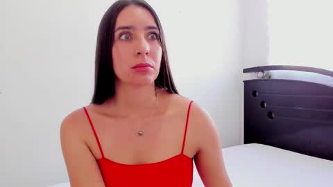 Snapshot of ana_castilo chatting on January 30, 2:58 pm Ana  IG an castillo 1 online show from January 30, 2:58 pm