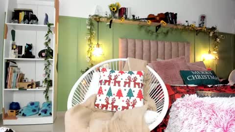 Snapshot of ana_jasper chatting on December 2, 9:06 pm Ana Maria online show from December 2, 9:06 pm