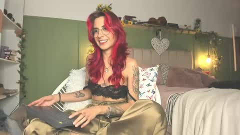 Snapshot of ana_jasper chatting on March 7, 10:43 pm Ana Maria online show from March 7, 10:43 pm