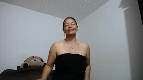 Snapshot of ana_mature_ chatting on October 12, 9:36 pm Ana online show from October 12, 9:36 pm