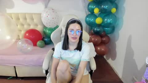 Im anna but you can call me as you want online show from December 2, 8:00 pm