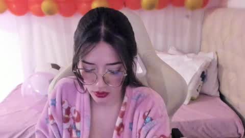 Im anna but you can call me as you want online show from February 18, 5:21 pm