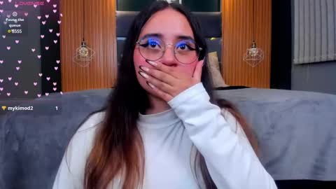 Snapshot of ana_taylor2 chatting on December 29, 11:18 pm Ana online show from December 29, 11:18 pm